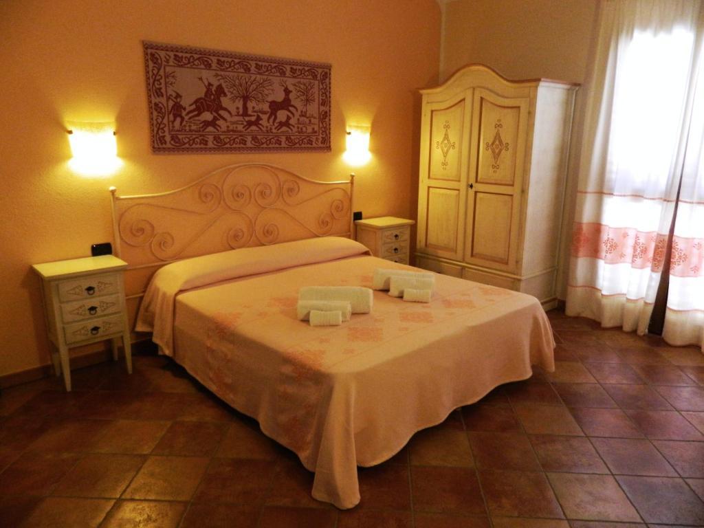 HOTEL REAL B&B PRIMO SOLE CASTELSARDO (Italy) - from £ 39